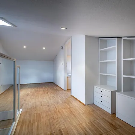 Yid Penthouse On Florence River With Parking Exterior photo